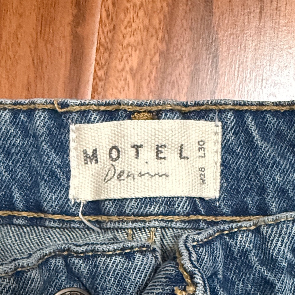 Motel Rocks Relaxed Blue Jeans - Picture 2 of 3